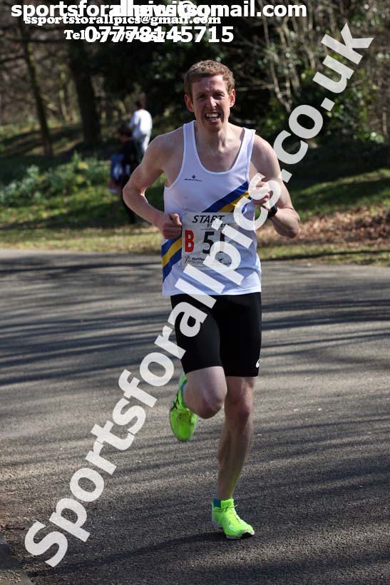 Senior mens Northern 12 Stage Road Relay Champs., Birkenhead Park. Photo: David T. Hewitson/Sports for All Pics